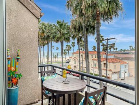 1200  Pacific Coast  426 , Huntington Beach, CA