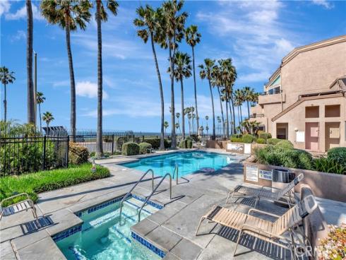 1200  Pacific Coast  426 , Huntington Beach, CA