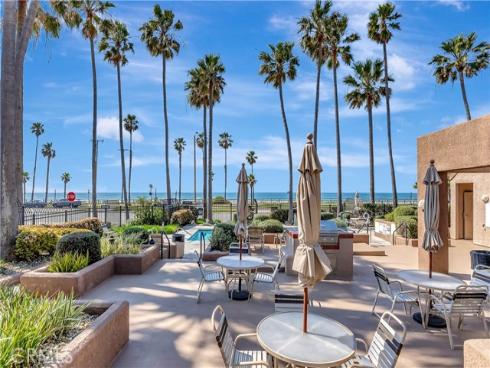 1200  Pacific Coast  426 , Huntington Beach, CA