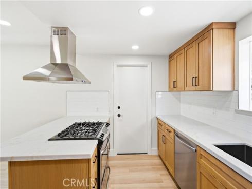 19562  Aragon   Circle, Huntington Beach, CA