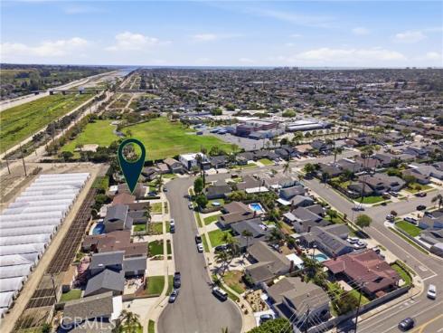 19562  Aragon   Circle, Huntington Beach, CA