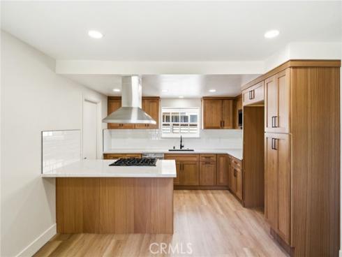 19562  Aragon   Circle, Huntington Beach, CA