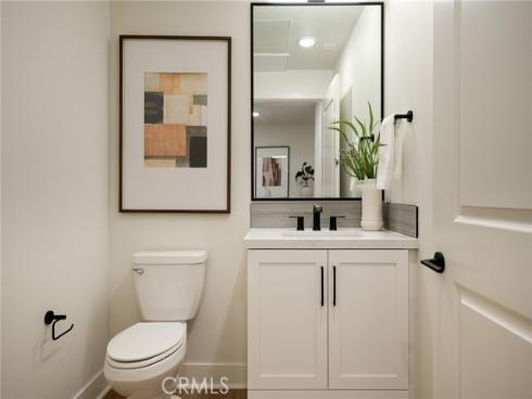 414  Main  400 , Huntington Beach, CA