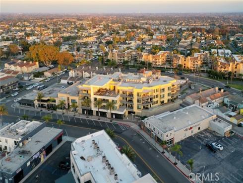 414  Main  400 , Huntington Beach, CA