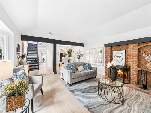 2007 Delaware Street