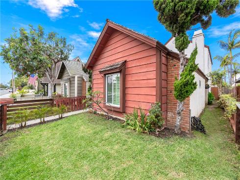 2007  Delaware   Street, Huntington Beach, CA