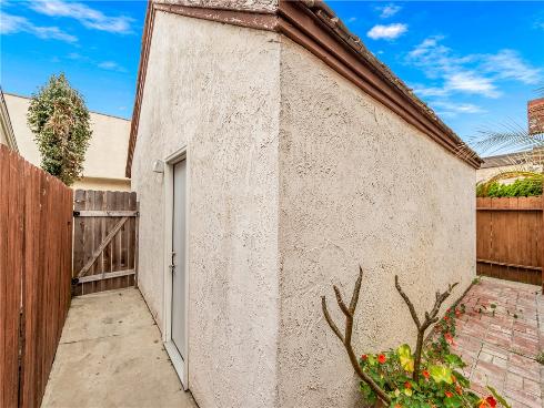 2007  Delaware   Street, Huntington Beach, CA