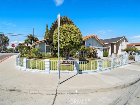 9651  Olympic  , Huntington Beach, CA