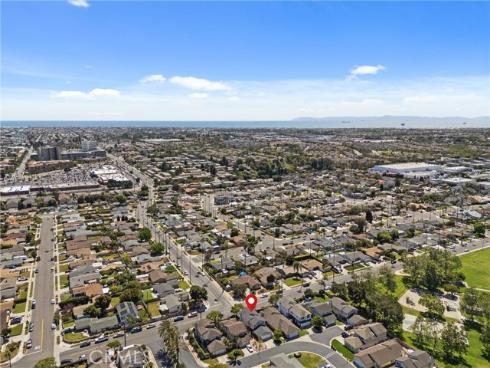 7812  Connie Dr  , Huntington Beach, CA