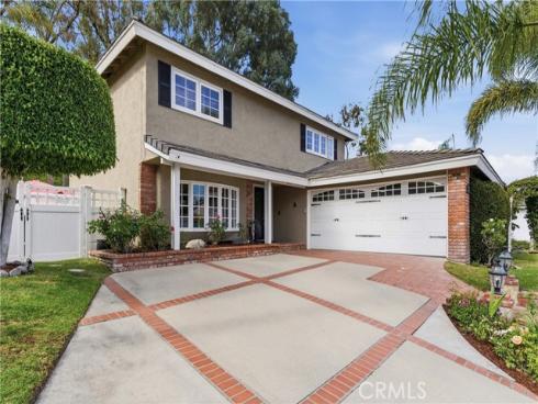 8421  Crimson   Circle, Huntington Beach, CA