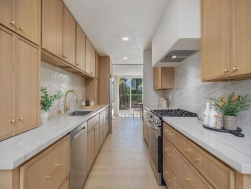 4162  Racquet Club Dr  , Huntington Beach, CA