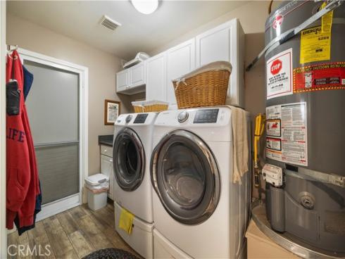 16541  Charleyville  , Huntington Beach, CA