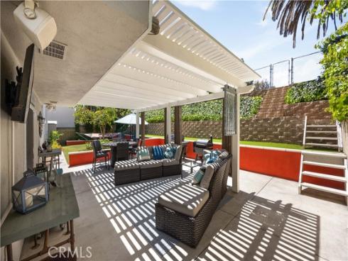 16541  Charleyville  , Huntington Beach, CA