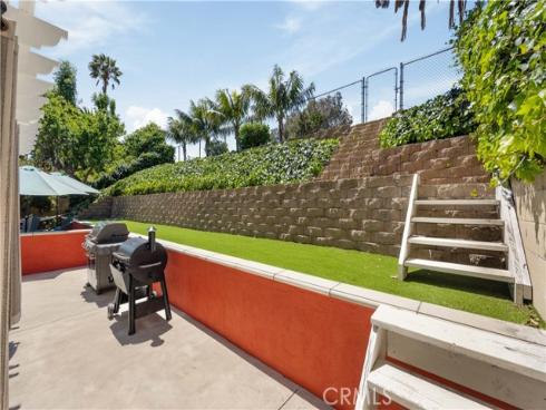 16541  Charleyville  , Huntington Beach, CA
