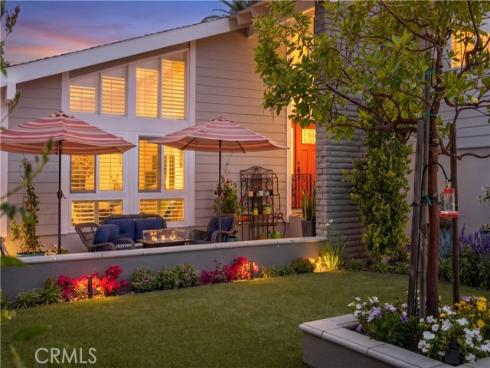 16541  Charleyville  , Huntington Beach, CA