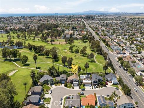 16541  Charleyville  , Huntington Beach, CA