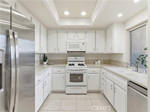 8885  Plumas Circle  1114C , Huntington Beach, CA