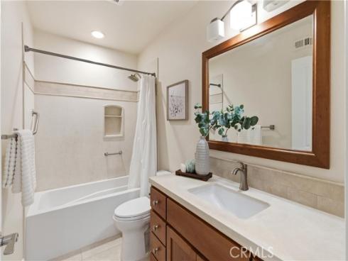 8885  Plumas Circle  1114C , Huntington Beach, CA