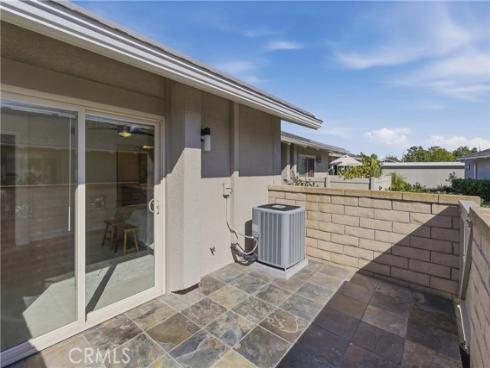 8885  Plumas Circle  1114C , Huntington Beach, CA