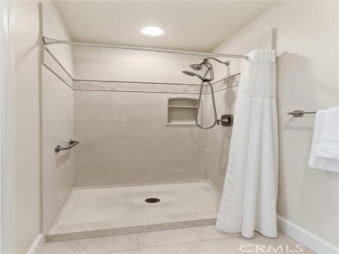 8885  Plumas Circle  1114C , Huntington Beach, CA