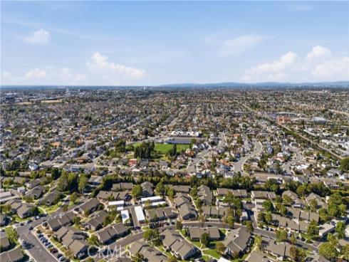 8885  Plumas Circle  1114C , Huntington Beach, CA