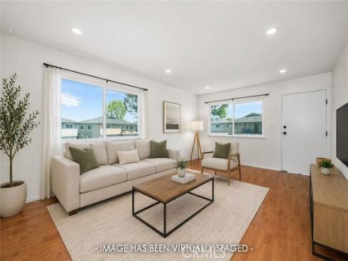 7837  Arbor  96D  Circle, Huntington Beach, CA