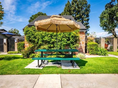 7837  Arbor  96D  Circle, Huntington Beach, CA