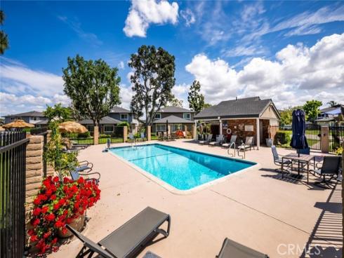 7837  Arbor  96D  Circle, Huntington Beach, CA