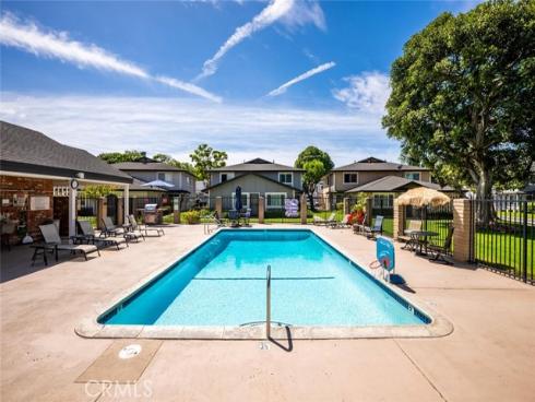 7837  Arbor  96D  Circle, Huntington Beach, CA