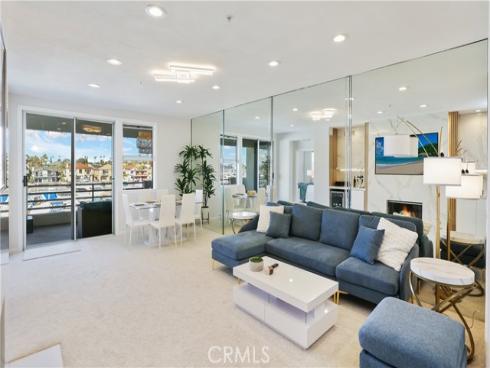 4165  Warner  202  Avenue, Huntington Beach, CA