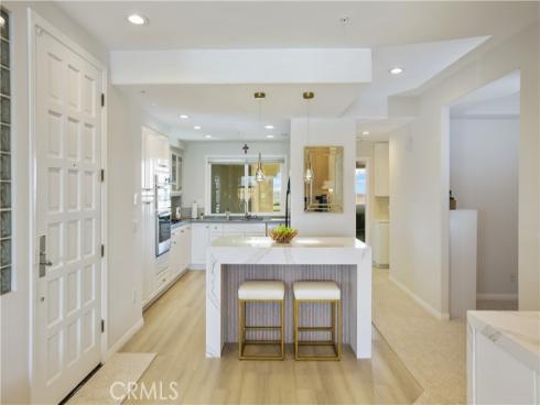 4165  Warner  202  Avenue, Huntington Beach, CA