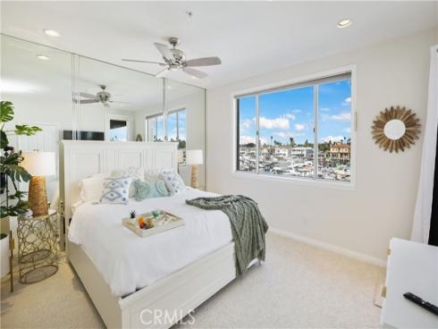 4165  Warner  202  Avenue, Huntington Beach, CA