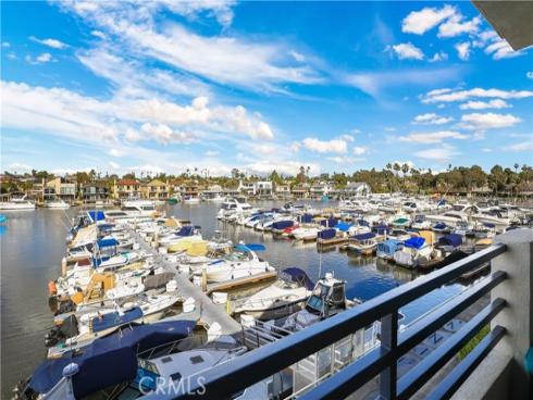 4165  Warner  202  Avenue, Huntington Beach, CA