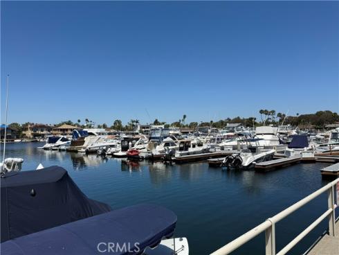 4165  Warner  202  Avenue, Huntington Beach, CA