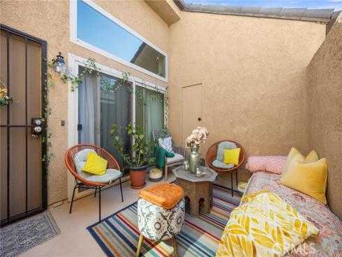 7851  Southlake  5 , Huntington Beach, CA