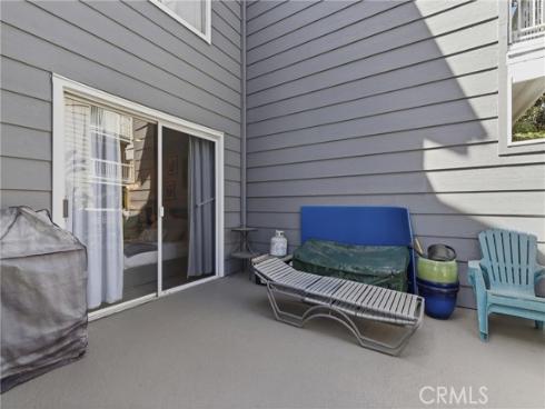 20251  Cape Coral  101  Lane, Huntington Beach, CA