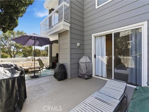 20251  Cape Coral  101  Lane, Huntington Beach, CA