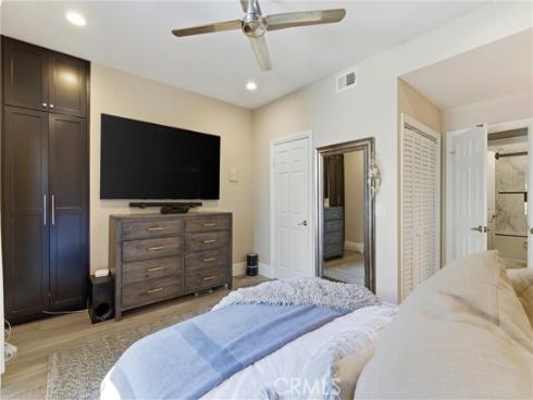 20251  Cape Coral  101  Lane, Huntington Beach, CA