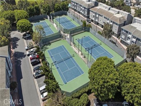 20251  Cape Coral  101  Lane, Huntington Beach, CA