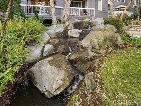 20251  Cape Coral  101  Lane, Huntington Beach, CA