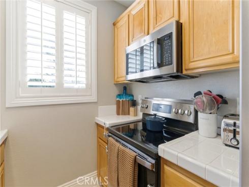 20251  Cape Coral  101  Lane, Huntington Beach, CA