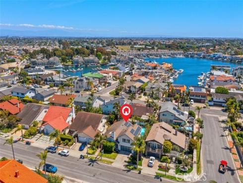 3962  Mistral  , Huntington Beach, CA