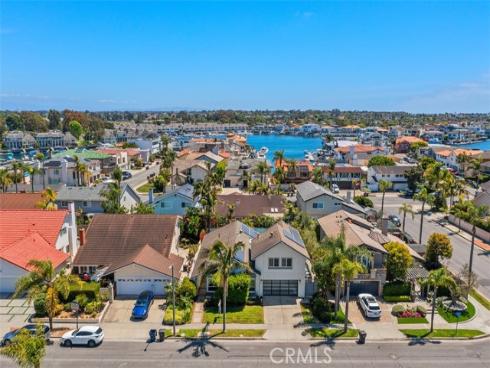 3962  Mistral  , Huntington Beach, CA