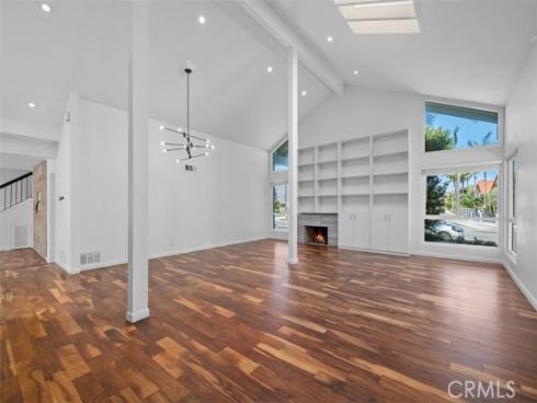 3962  Mistral  , Huntington Beach, CA