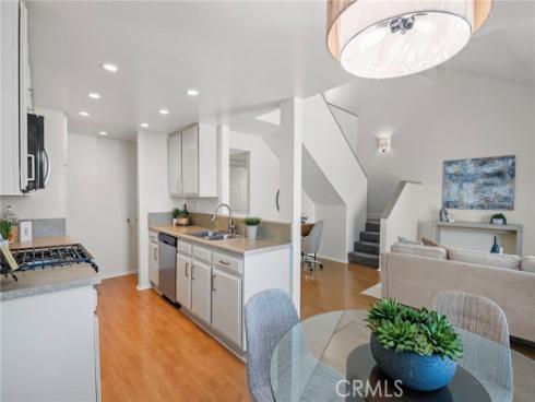 305  Coral Reef  4 , Huntington Beach, CA