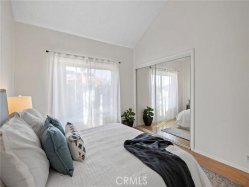 305  Coral Reef  4 , Huntington Beach, CA