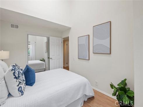 305  Coral Reef  4 , Huntington Beach, CA