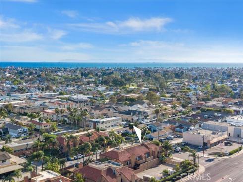 305  Coral Reef  4 , Huntington Beach, CA