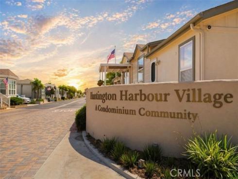 16401  Napili   Lane, Huntington Beach, CA