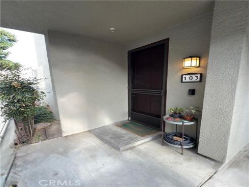 17661  Sergio  CI103  Circle, Huntington Beach, CA
